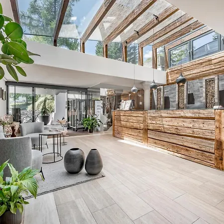 Hotel & Laerchenhof 4*