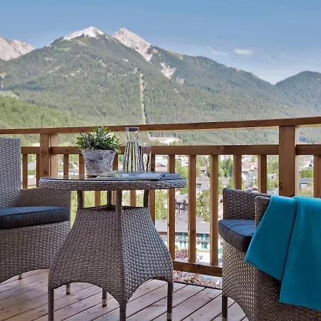 Szálloda & Laerchenhof 4*