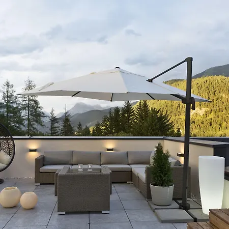 Szálloda & Laerchenhof 4*