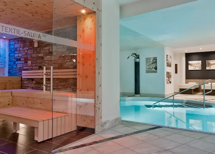 Hotel & Laerchenhof Seefeld w Tirolu