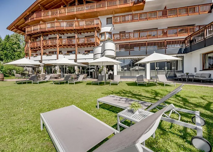 Hotell & Laerchenhof Seefeld in Tirol