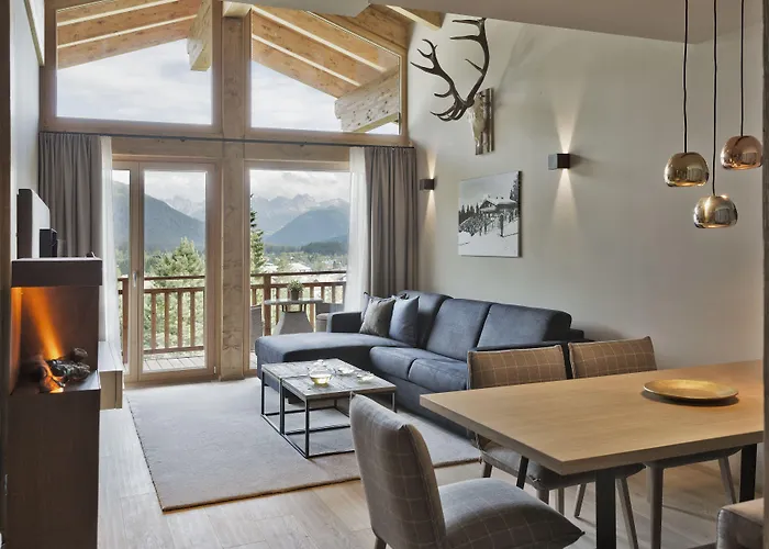 Hotell & Laerchenhof 4*