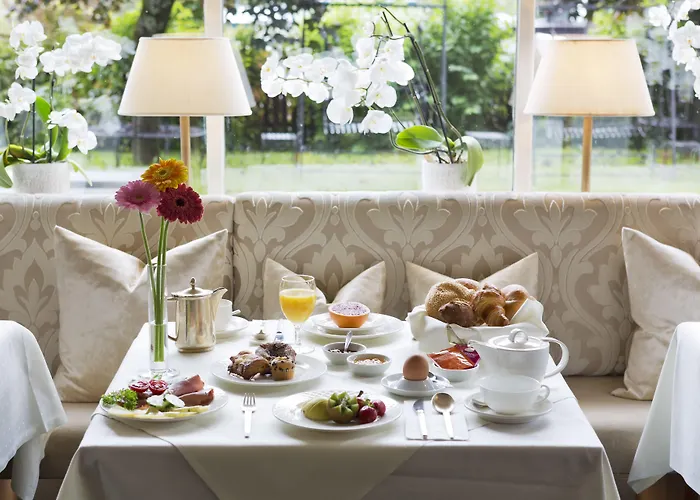 Hotell & Laerchenhof Seefeld in Tirol