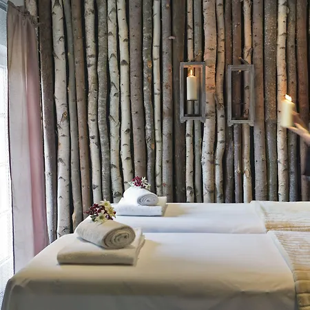 & Laerchenhof Hotel Seefeld w Tirolu